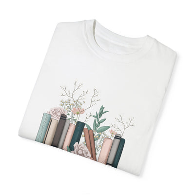 Booktrovert Graphic T-Shirt (Comfort Colors)