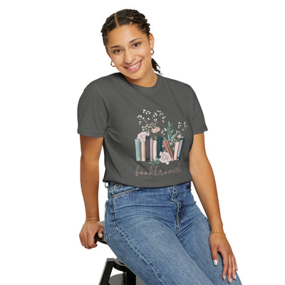 Booktrovert Graphic T-Shirt (Comfort Colors)